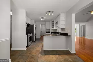 368 Crescent Dr, Newnan, GA 30265 - Photo 16