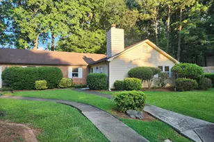4002 Hawthorne Cir, Smyrna, GA 30080 - Photo 22