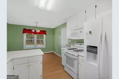 122 Old Stonewall Drive, Locust Grove, GA 30248 - Photo 8