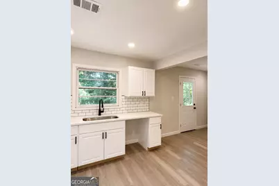 2328 Bonner Road, East Point, GA 30344 - Photo 12