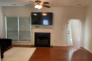 844 Biltmore Ct, Lithonia, GA 30058 - Photo 4