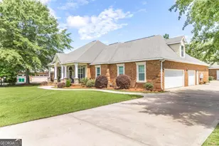 202 Lowpoint Trail, Warner Robins, GA 31093 - Photo 2