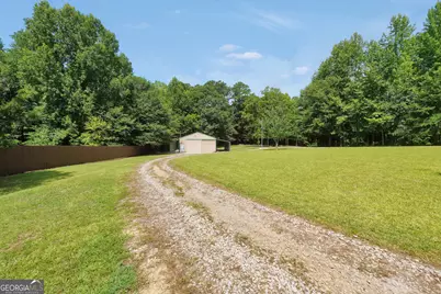330 Locust Road, Locust Grove, GA 30248 - Photo 10