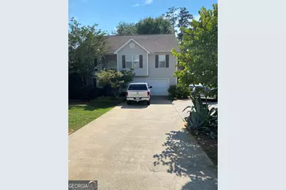 112 Canterbury Court, Jackson, GA 30233 - Photo 1