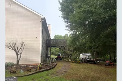 112 Canterbury Court, Jackson, GA 30233 - Photo 12
