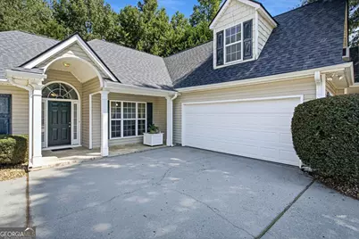 100 Avondale Circle, Newnan, GA 30265 - Photo 2