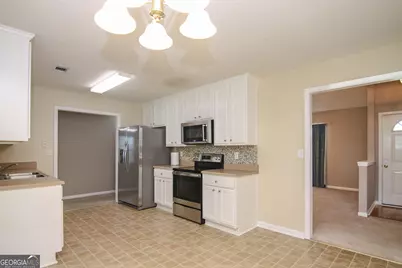 330 Tyson Glen Drive, Warner Robins, GA 31088 - Photo 10