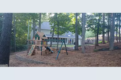 3265 Allegheny Drive, Marietta, GA 30066 - Photo 4