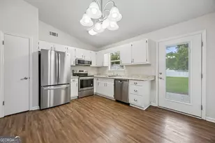 202 Royal Ave, Kingsland, GA 31548 - Photo 12