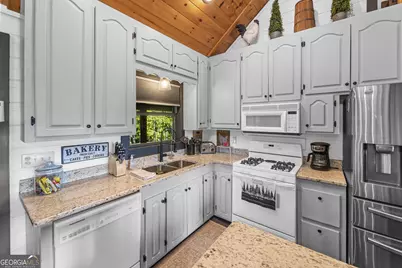 832 Scenic Mountain View Road, Blue Ridge, GA 30513 - Photo 8