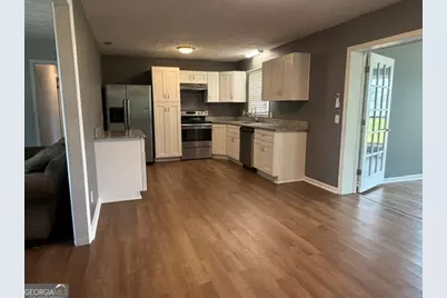 815 E Edwards Street, Mount Vernon, GA 30445 - Photo 4