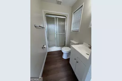 815 E Edwards Street, Mount Vernon, GA 30445 - Photo 8