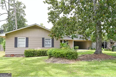 1301 Dean Drive, Waycross, GA 31501 - Photo 2