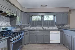 3733 Steam Mill Rd, Columbus, GA 31906 - Photo 10