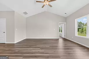 132 Blackmon Rd, Williamson, GA 30292 - Photo 12