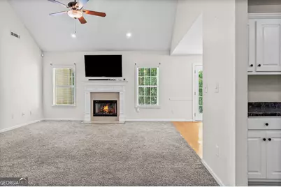 120 Hemlock Drive, Newnan, GA 30263 - Photo 4