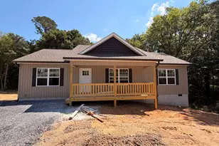 116 School St, Chatsworth, GA 30705 - Photo 1