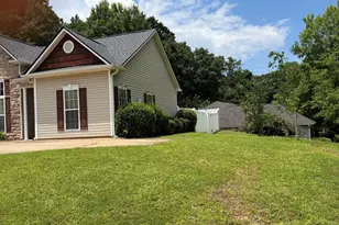 105 Creekside Dr, Lagrange, GA 30240 - Photo 2