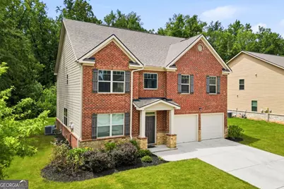 3132 Hawthorn Farm Boulevard, Loganville, GA 30052 - Photo 2
