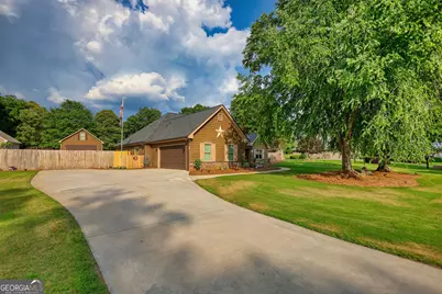 4207 Old Wood Drive, Conyers, GA 30094 - Photo 8