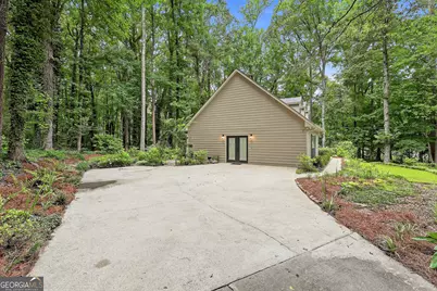 110 Greenbriar Trail, Lagrange, GA 30241 - Photo 8