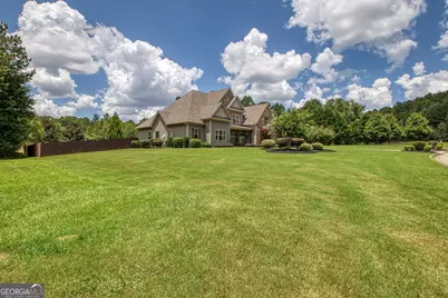 135 Magnolia Place Drive, Senoia, GA 30276 - Photo 4