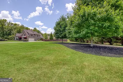 135 Magnolia Place Drive, Senoia, GA 30276 - Photo 6