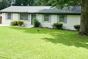 899 E Glochester Pl, Norcross, GA 30071 - Photo 1