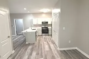 7712 Autry Cir, Douglasville, GA 30134 - Photo 2