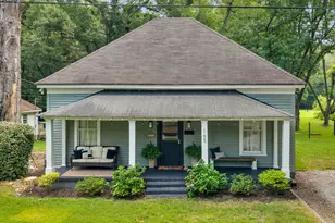 165 Crowder St, Barnesville, GA 30204 - Photo 1