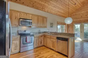 2081 Gallatin Rd, Young Harris, GA 30582 - Photo 10