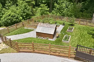 383 Bull Frog Ln, Clayton, GA 30525 - Photo 2