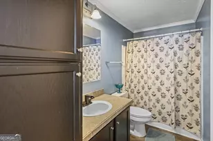 1327 R L Roberts Rd, Pembroke, GA 31321 - Photo 10