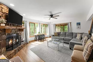 327 Brucken Strasse, Helen, GA 30545 - Photo 6
