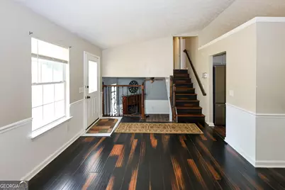 5589 Emerald Glen, Stone Mountain, GA 30088 - Photo 2