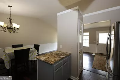5589 Emerald Glen, Stone Mountain, GA 30088 - Photo 10
