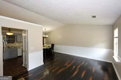 5589 Emerald Glen, Stone Mountain, GA 30088 - Photo 10