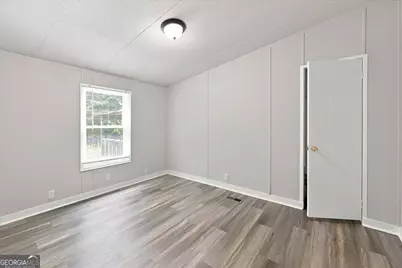 274 E Wright Street, Winder, GA 30680 - Photo 8