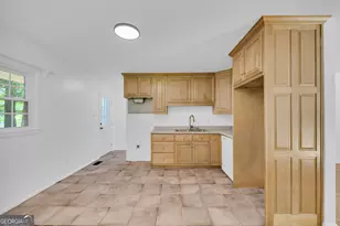 295 Vista Dr, Athens, GA 30605 - Photo 8