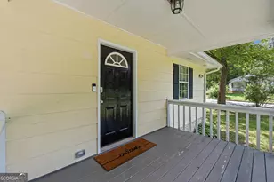 30 Tuxedo Ave, Newnan, GA 30263 - Photo 4