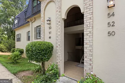 53 Chaumont Square NW, Atlanta, GA 30327 - Photo 2