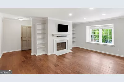53 Chaumont Square NW, Atlanta, GA 30327 - Photo 4