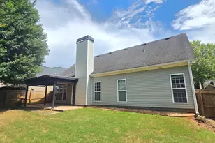 62 Village Park Dr, Newnan, GA 30265 - Photo 2