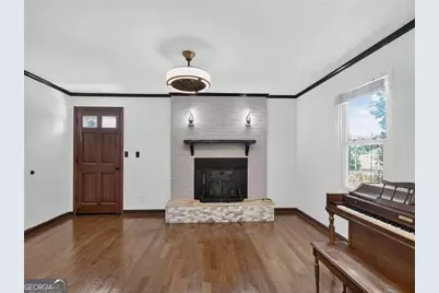 797 E Morningside Drive, Lawrenceville, GA 30043 - Photo 10