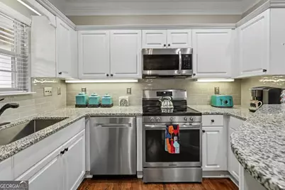 112 Gleneagle Court #303, Clayton, GA 30525 - Photo 16