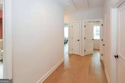 1860 NW Commons Place, Atlanta, GA 30318 - Photo 10