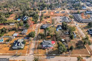 708 Mulberry St, Louisville, GA 30434 - Photo 10