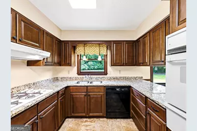 2405 Post Oak Tritt Road, Marietta, GA 30062 - Photo 12