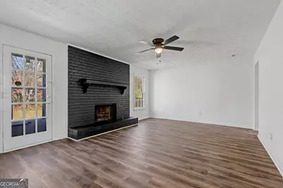 608 S Jeff Davis Drive, Fayetteville, GA 30215 - Photo 4
