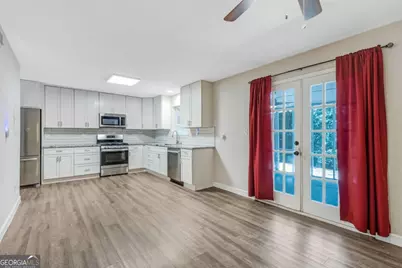 725 Anderson Walk, Marietta, GA 30062 - Photo 14